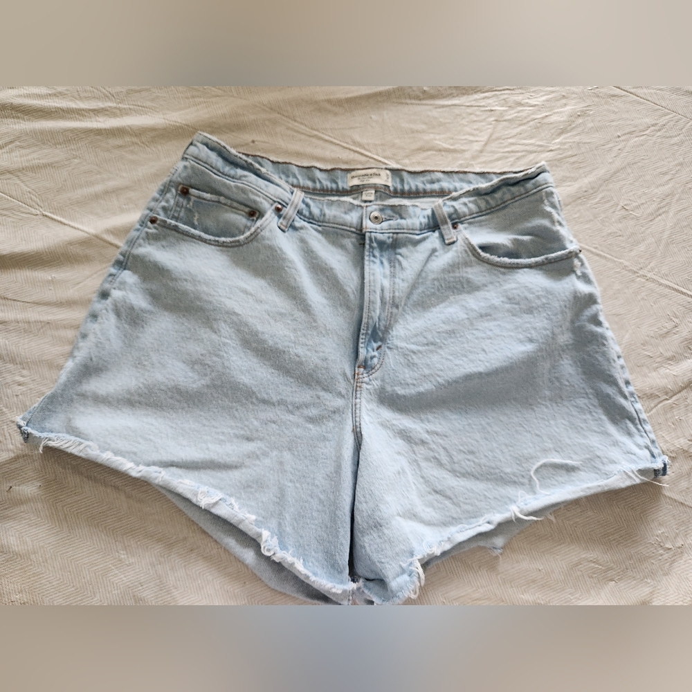 NWOT Abercrombie Dad Short